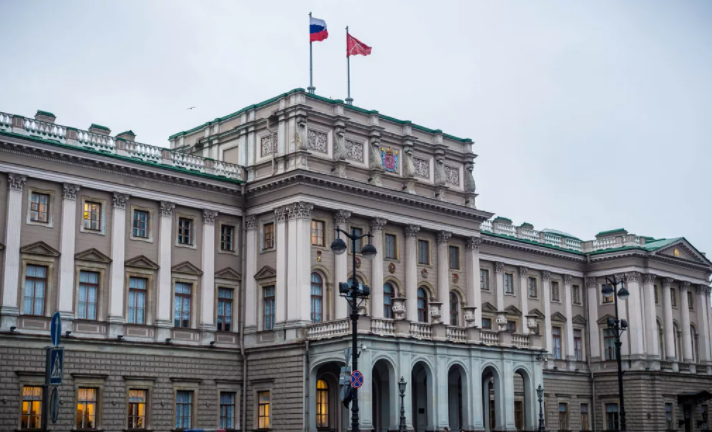 Санкт-Петербург: Трехстороннее соглашение может стать обязательным для всех работодателей